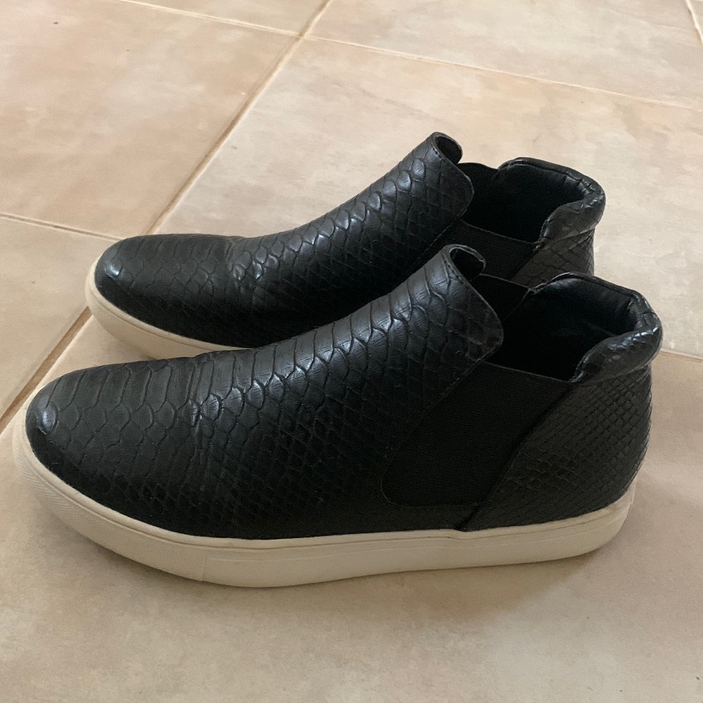 Coconuts by Matisse Black high tops